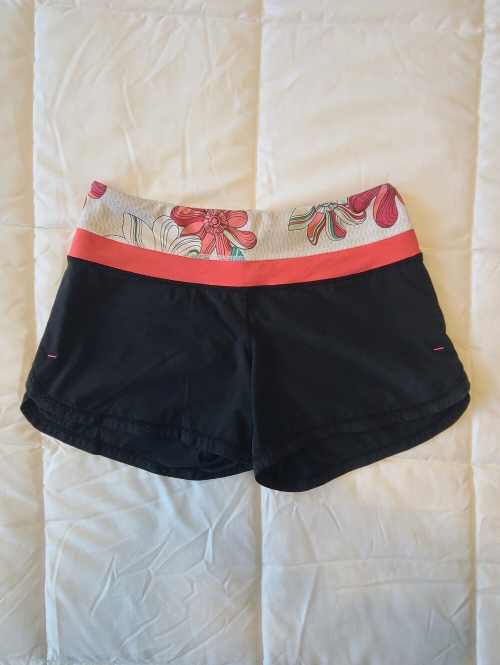 Lululemon Vintage Speed-Up Shorts